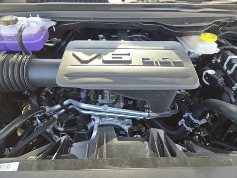New 2026 RAM 1500 Express AWD/4WD image 20
