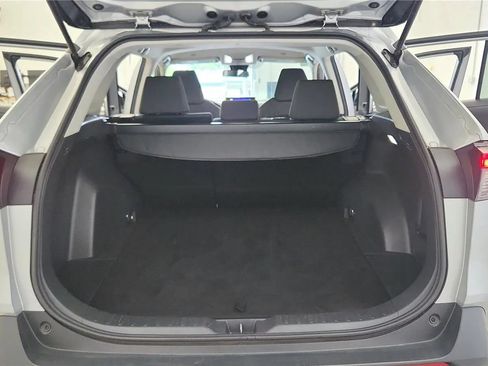 Used 2024 Toyota RAV4 XLE FWD image 19