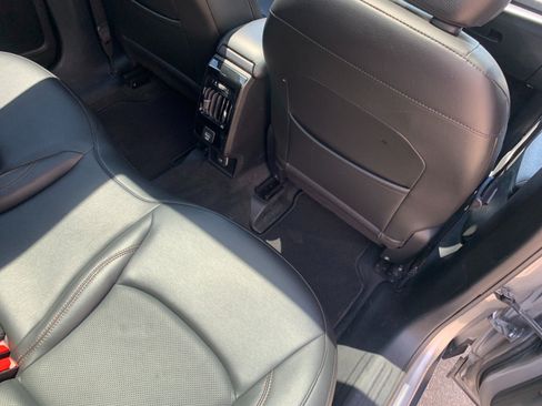 Used 2022 Jeep Compass Latitude w/ Sun and Sound Group AWD/4WD image 40