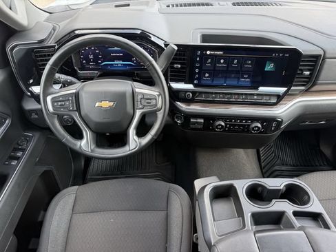 Certified 2026 Chevrolet Silverado 1500 LT RWD image 13