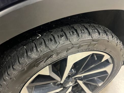 Used 2022 Mitsubishi Outlander SE image 6