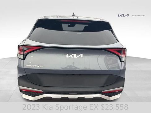 Used 2023 Kia Sportage EX image 7