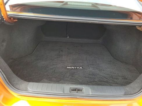 Used 2024 Nissan Sentra SR FWD image 10