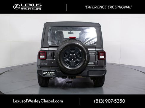Used 2022 Jeep Wrangler Unlimited Sport AWD/4WD image 6