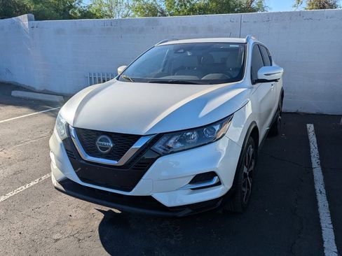 Certified 2022 Nissan Rogue Sport SL image 2