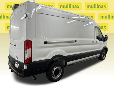 New 2026 Ford Transit 250 148 Medium Roof w/ Load Area Protection Package image 3