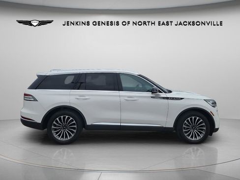 Used 2023 Lincoln Aviator Reserve w/ Equipment Group 201A image 4
