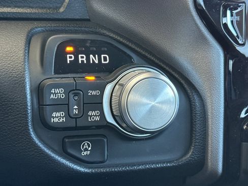 Used 2025 RAM 1500 Laramie image 33