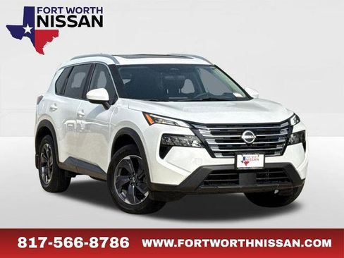 Certified 2026 Nissan Rogue SV w/ SV Premium Package FWD image 1