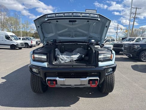 Used 2024 GMC Hummer EV 3X w/ LPO, Illumination Package AWD/4WD image 39