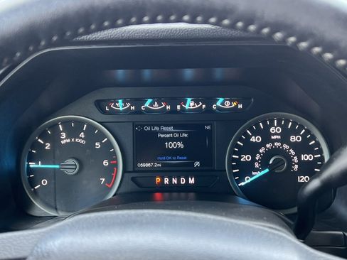 Certified 2019 Ford F150 XLT w/ Equipment Group 302A Luxury image 19