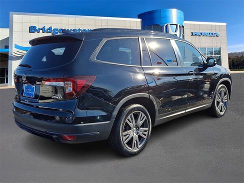 Used 2022 Honda Pilot Sport image 6