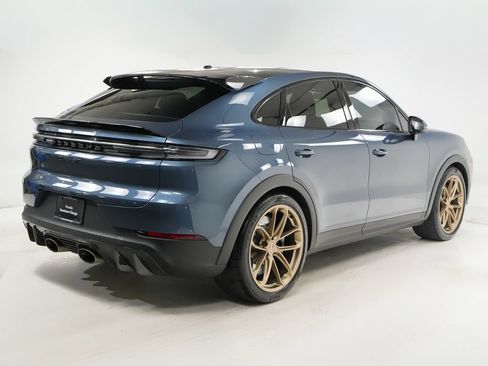 Certified 2026 Porsche Cayenne Turbo GT AWD/4WD image 10