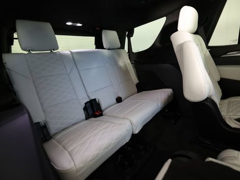 Used 2026 Cadillac Escalade V AWD/4WD image 12