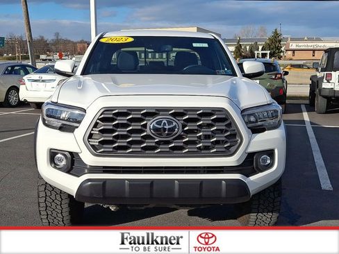 Certified 2023 Toyota Tacoma TRD Off-Road image 2