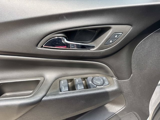 Used 2024 Chevrolet Equinox LT AWD/4WD image 24