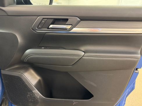 Used 2025 GMC Terrain Elevation image 27