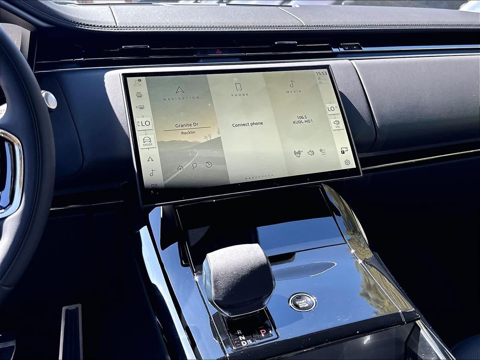 New 2026 Land Rover Range Rover Sport Dynamic SE AWD/4WD image 9