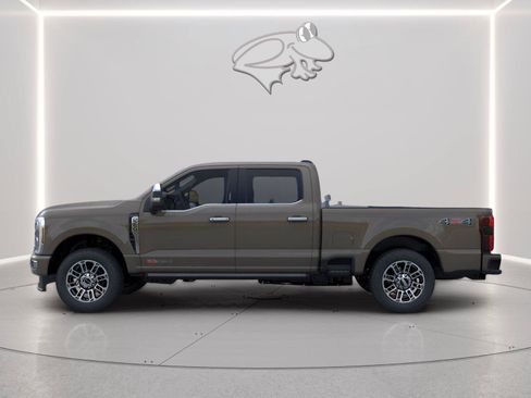 New 2026 Ford F250 Platinum w/ Platinum Plus Package AWD/4WD image 3
