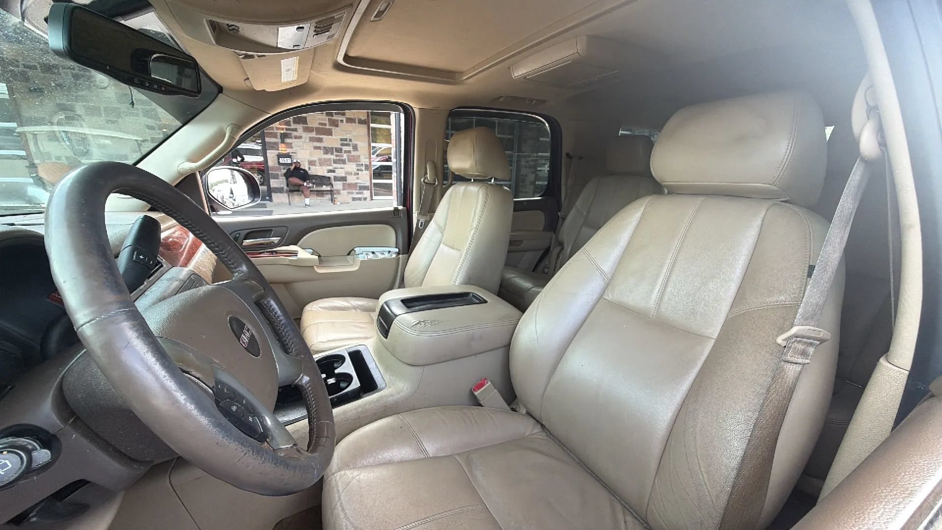 Used 2013 GMC Yukon SLT w/ SLT-2 Equipment Package AWD/4WD image 7