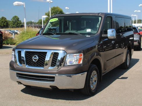 Used 2019 Nissan NV 3500 SV w/ Navigation Package image 2