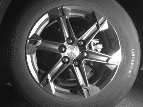 Used 2025 Chevrolet Blazer LT FWD image 14