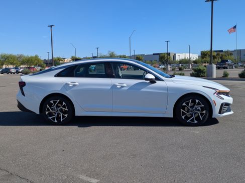 New 2026 Kia K5 EX FWD image 7