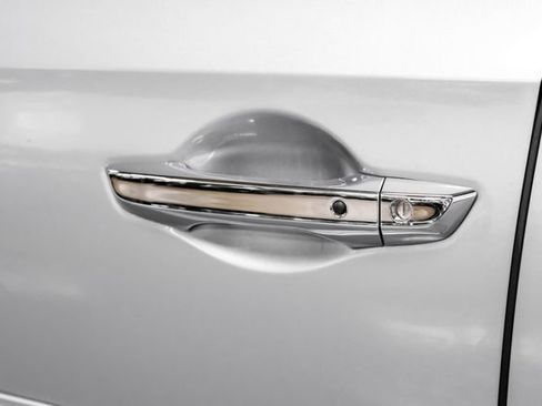 Used 2019 Honda Odyssey EX image 40