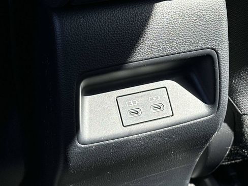 Used 2023 Toyota Corolla SE FWD image 21