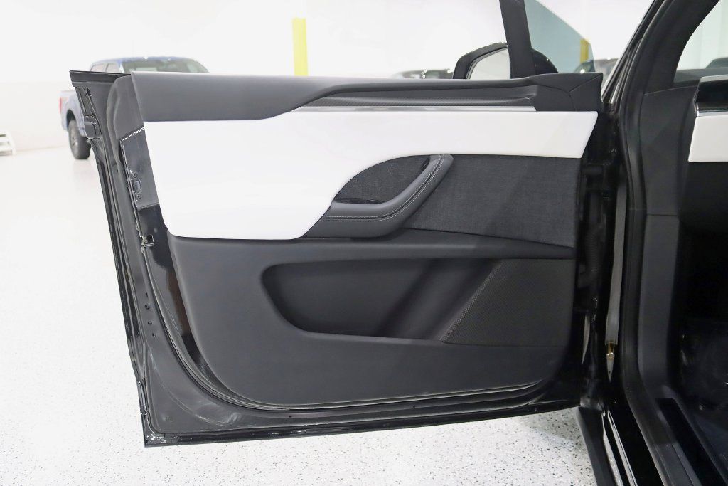 Used 2022 Tesla Model X Plaid AWD/4WD image 33