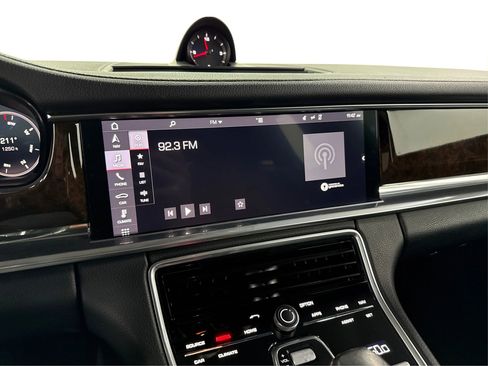 Used 2018 Porsche Panamera 4S image 14