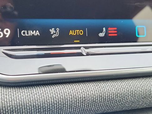 New 2026 Volkswagen Tiguan S image 14