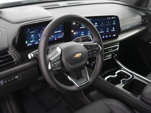 Used 2026 Chevrolet Traverse LT AWD/4WD image 21