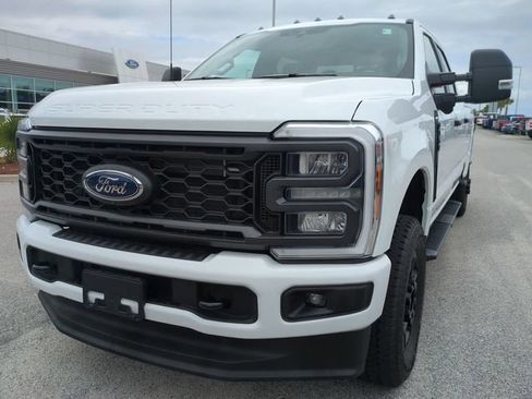 Used 2025 Ford F350 XL w/ STX Appearance Package AWD/4WD image 8