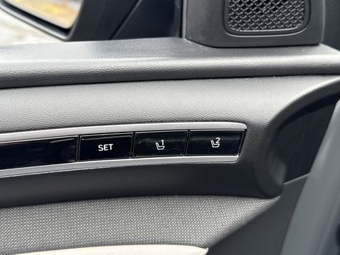 Used 2024 Hyundai Tucson Limited image 19