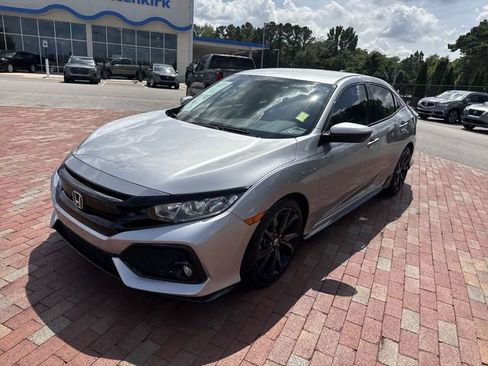 Used 2018 Honda Civic Sport image 32
