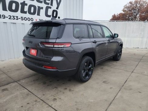New 2025 Jeep Grand Cherokee L Limited image 18