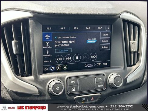 Used 2024 GMC Terrain SLT w/ Tech Package FWD image 30