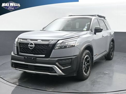 Used 2024 Nissan Pathfinder Rock Creek AWD/4WD image 3