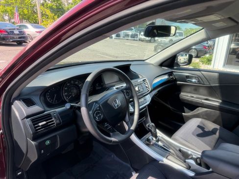 Used 2013 Honda Accord Sport image 10