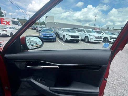 Used 2021 Kia Seltos S FWD image 23