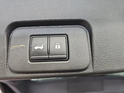 Used 2023 Nissan Rogue SV w/ SV Premium B Package AWD/4WD image 13