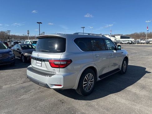 Used 2024 Nissan Armada SL image 5