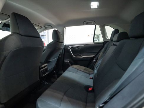 Used 2024 Toyota RAV4 LE AWD/4WD image 30