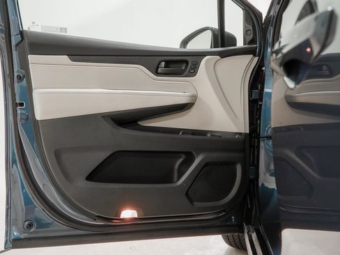 New 2026 Honda Odyssey EX-L image 18