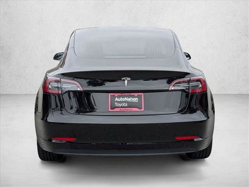 Used 2019 Tesla Model 3 Mid Range RWD image 7