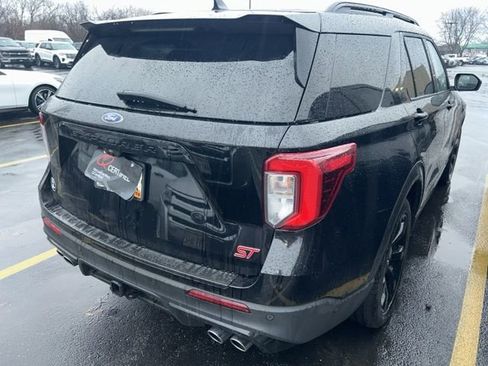 Used 2020 Ford Explorer ST w/ ST Street Pack image 5