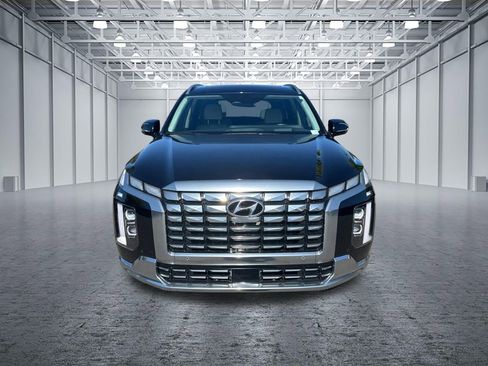 Used 2024 Hyundai Palisade Calligraphy AWD/4WD image 2