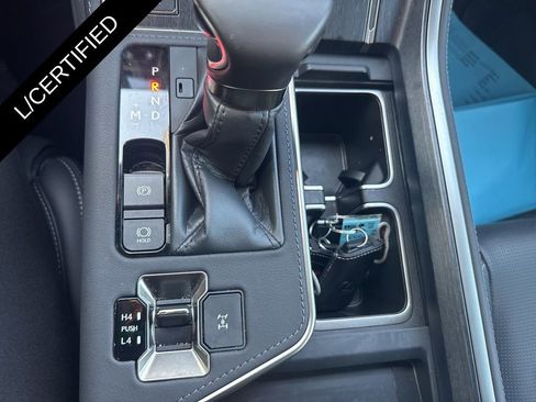 Used 2025 Lexus GX 550 w/ Accessory Package (Z1) image 46