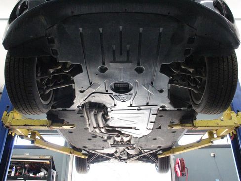 Used 2013 BMW 128i Convertible image 93